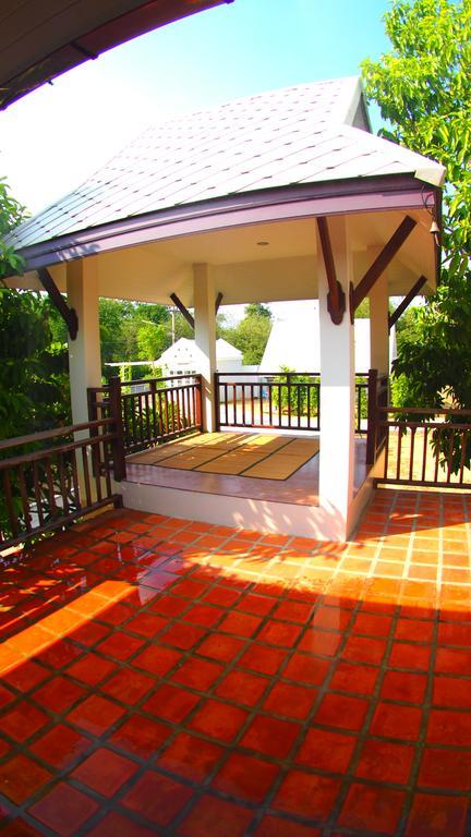 Hotel Baan2Rai Kanchanaburi Exterior foto